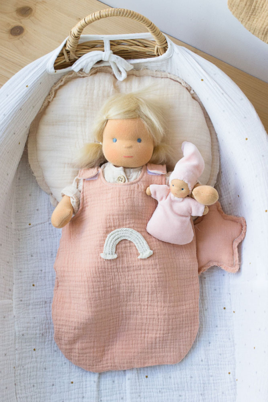 Anfertigung Schlafsack pfirsich mit Regenbogen f&uuml;r 35 cm Puppe