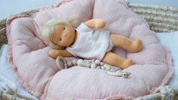 Babypuppe Mina 35 cm mit Wunschkleidung