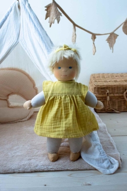 Schmusepuppe Nila 35 cm