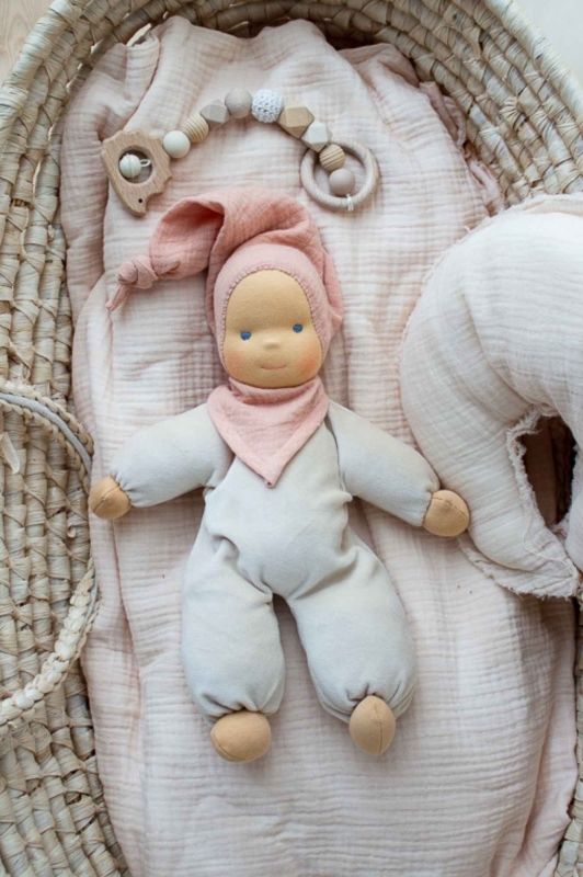 Schlummerchen sand mit pfirsichfarbener M&uuml;tze 32 cm
