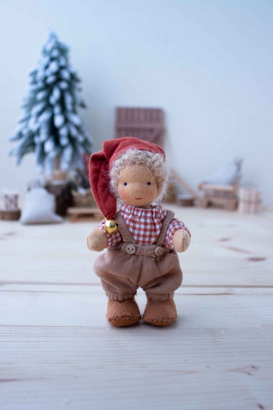 Anfertigung Biegep&uuml;ppchen Wichtel-Junge Finn mit B&auml;r