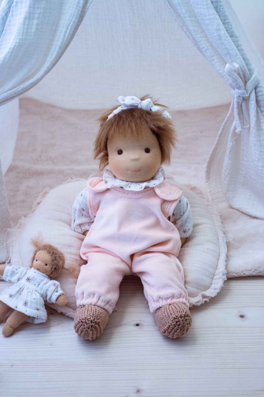 Babypuppe Yulia 35 cm