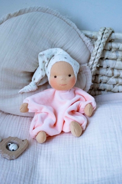 Minischlamperle apricot mit Blümchenmütze 22 cm