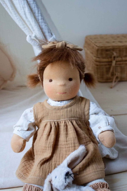 Babypuppe Yulia 35 cm