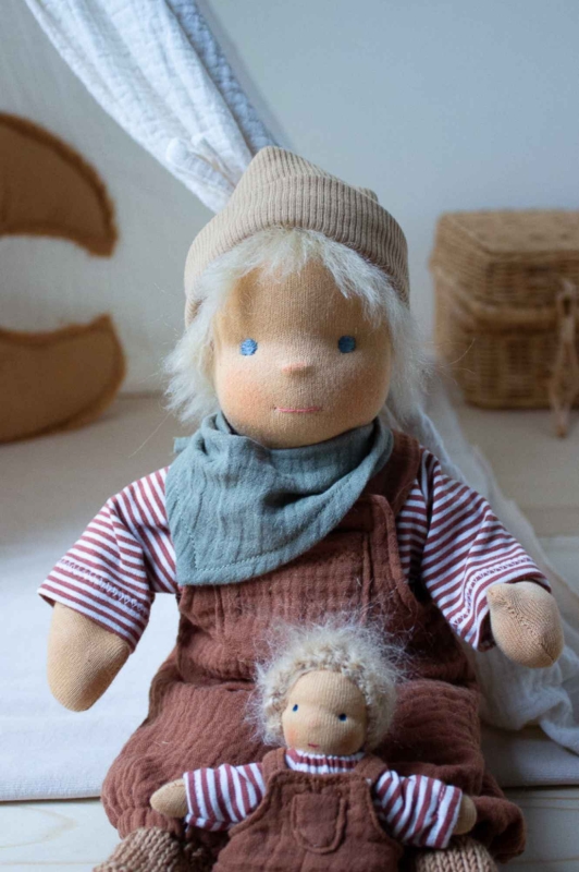 Babypuppe Finn 35 cm