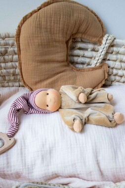 Minischlamperle camel mit cognac gestreifter Mütze 22 cm