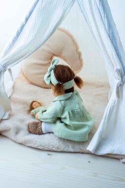 Babypuppe Avia 35 cm