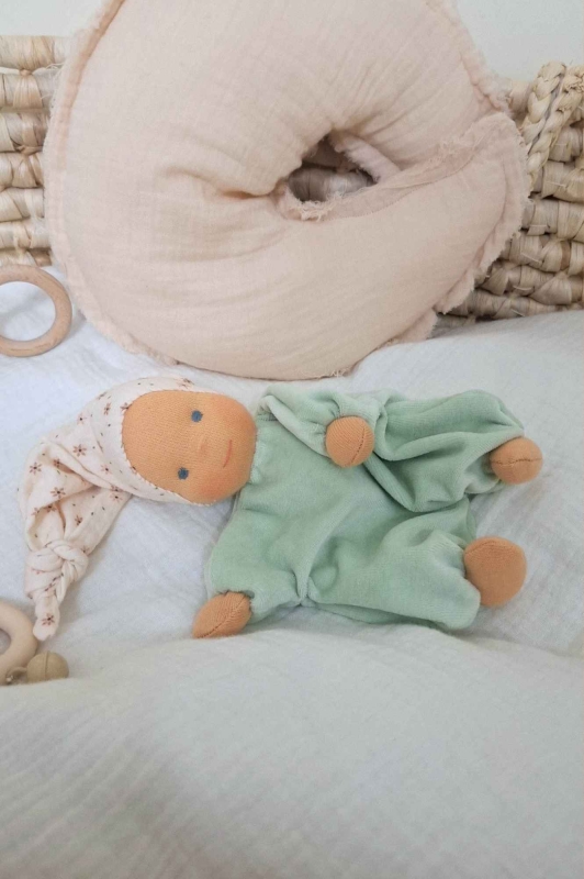 Minischlamperle Meeresschaum mit Bl&uuml;mchenm&uuml;tze 22 cm