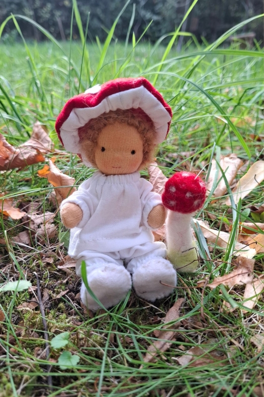 Biegep&uuml;ppchen Fliegenpilz-Papa mit Fliegenpilz
