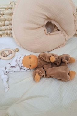 Minischlamperle braun mit Maus und Häschen-Mütze 22 cm